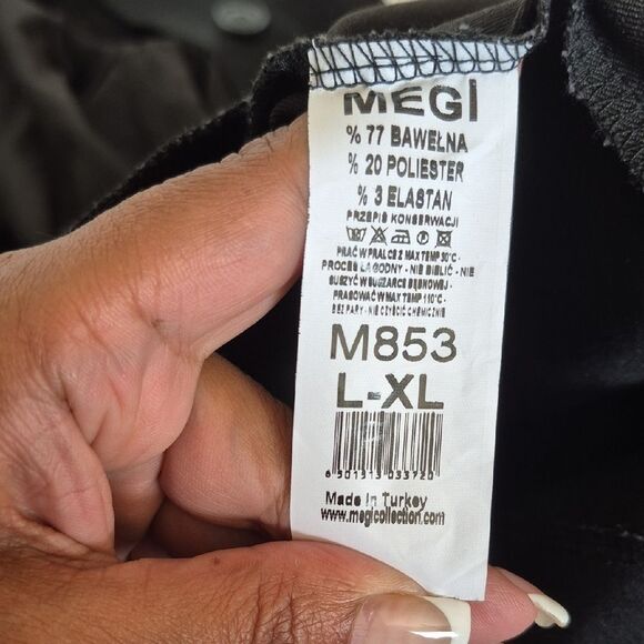 Black and Gray Jean Jacket with Star Accents - Picture 9 of 16